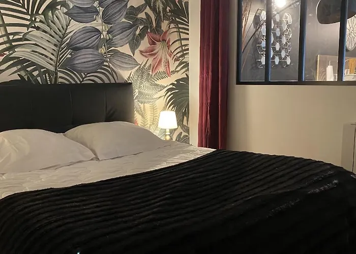 Lejlighed Le Patio / Les Romantiques Du Grenier A Sel