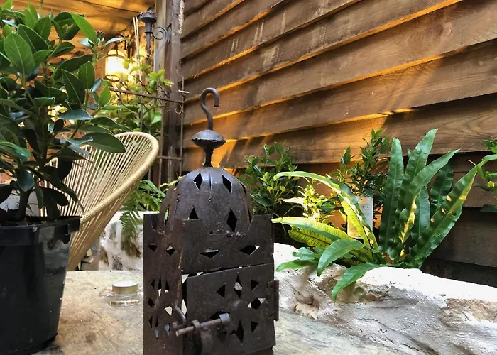 Lejlighed Le Patio / Les Romantiques Du Grenier A Sel